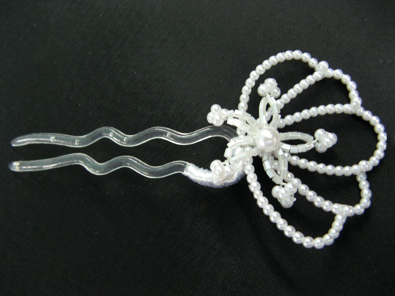Haarnadel mit Perlen